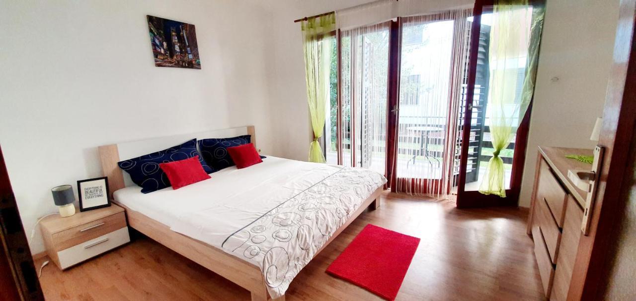 Umago Inn المظهر الخارجي الصورة