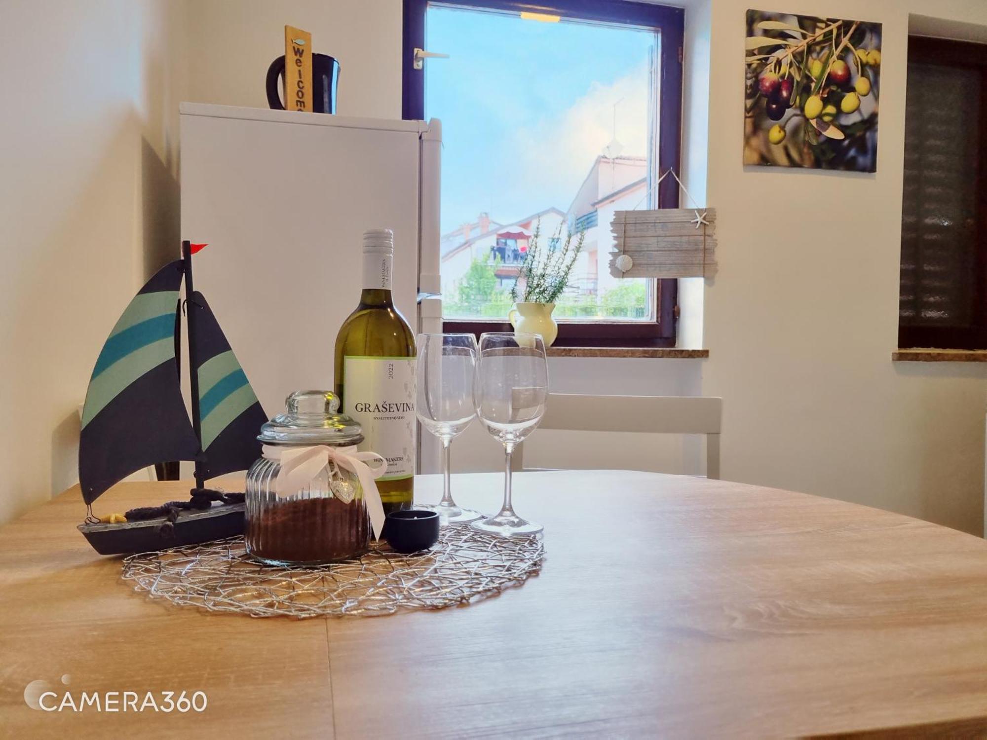 Umago Inn المظهر الخارجي الصورة